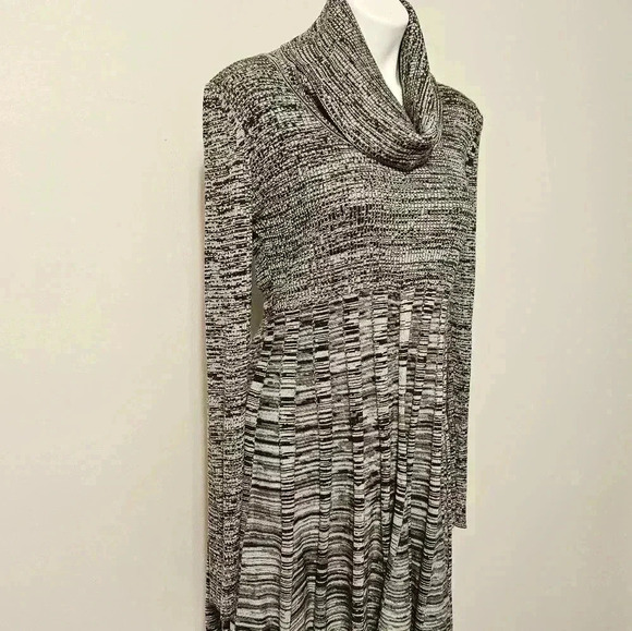 Calvin Klein Cowl Neck Gray Marled Sweater Pleated Dress Size Medium - Picture 5 of 14